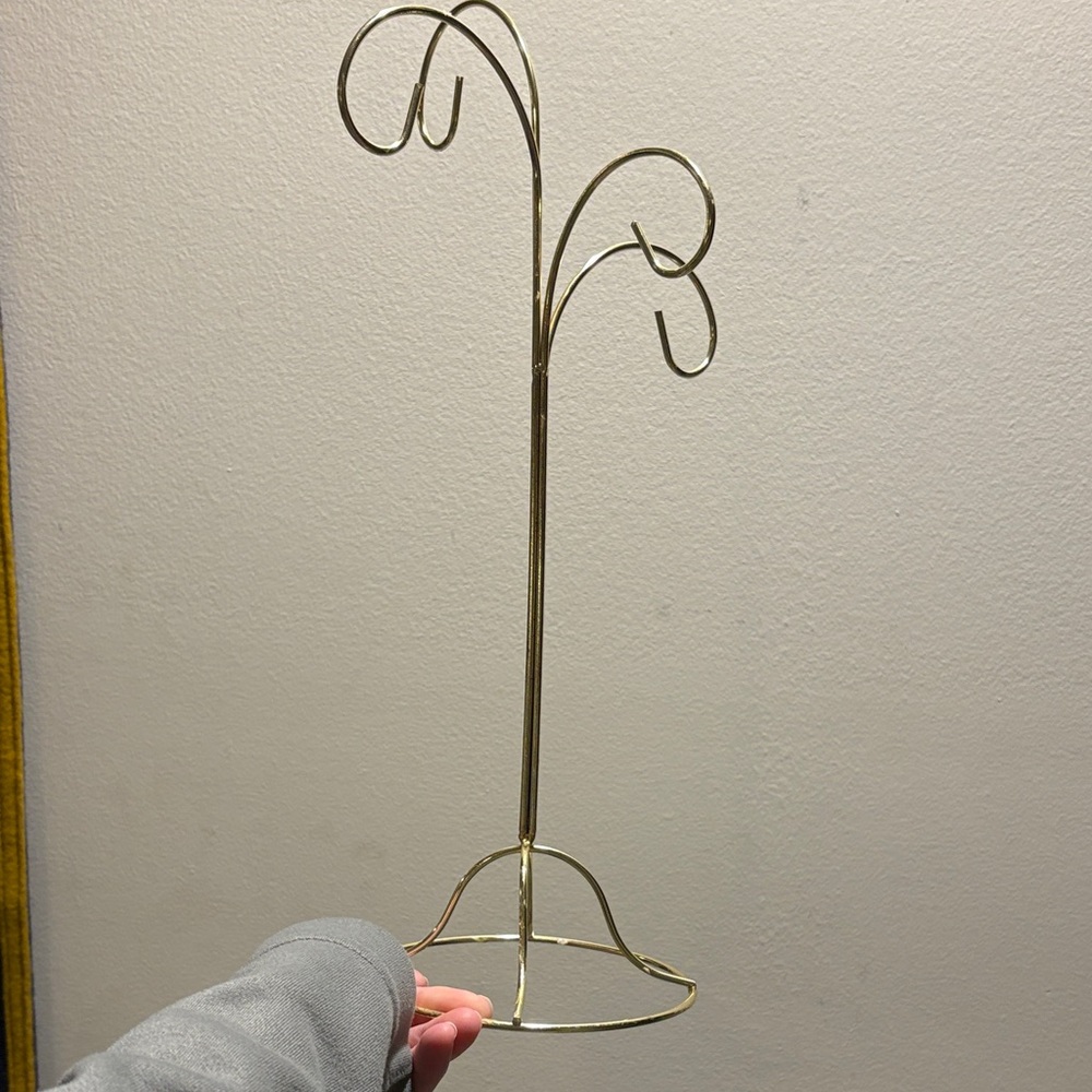 Gold Metal Mug Stand Vintage